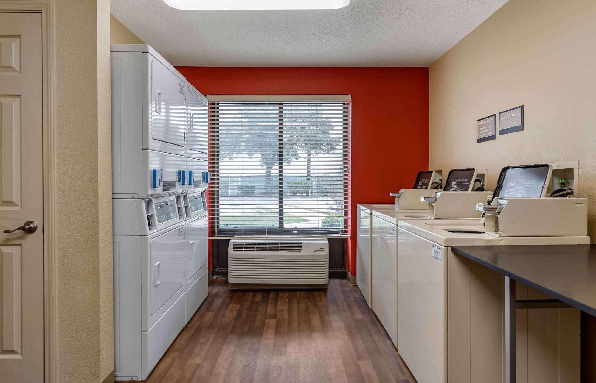 Extended Stay America Suites - Houston - Med Ctr - Nrg Park - Kirby Екстериор снимка
